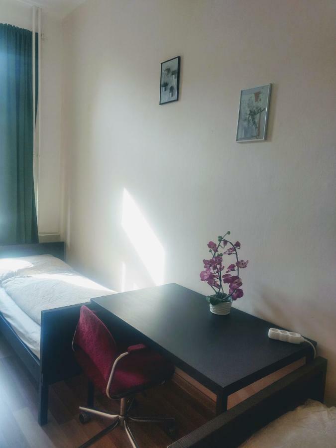 Irmas Hostel Prága Kültér fotó