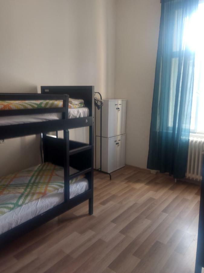 Irmas Hostel Prága Kültér fotó